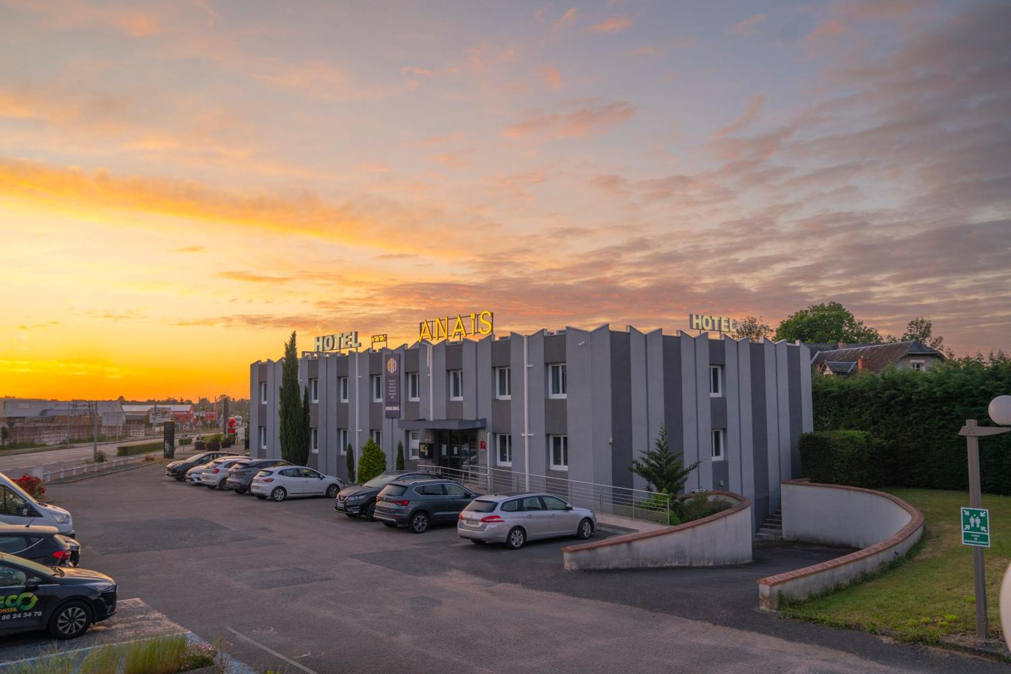 Anais Hotel Bourges Nord Saint-Doulchard Buitenkant foto
