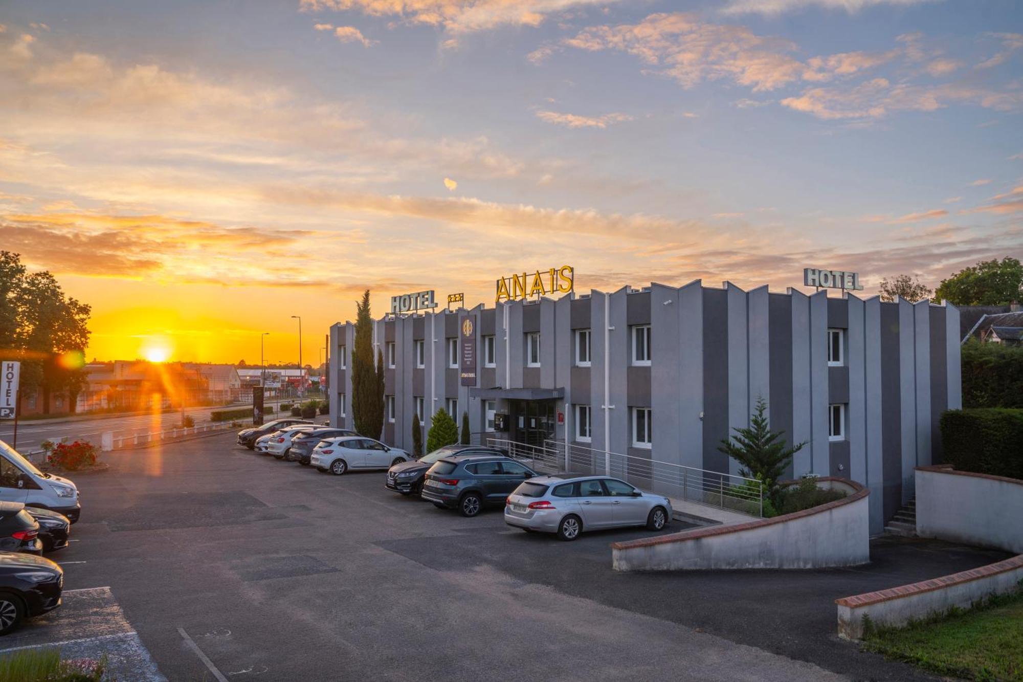 Anais Hotel Bourges Nord Saint-Doulchard Buitenkant foto